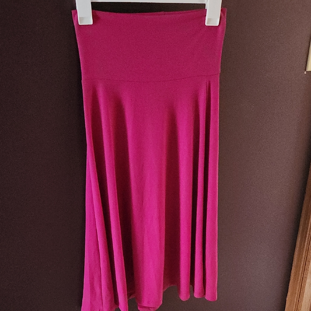 Zenana Outfitters Fuchsia A-Line Buttery Soft Skirt